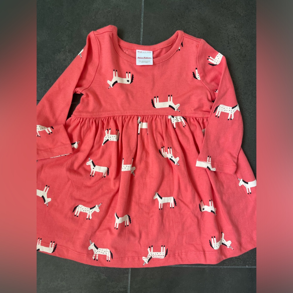 Hanna Andersson Coral Long-Sleeve Dress with White Horse Print